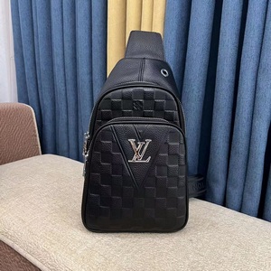 LV Handbags 900